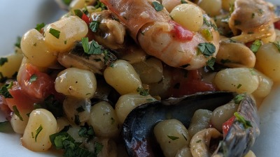 PORTRAIT 00100 BURST20191001180046730 COVER