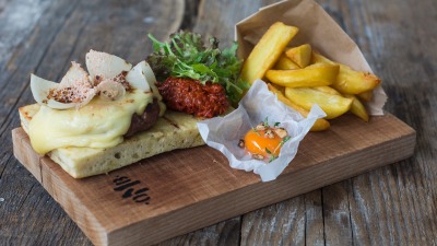 ~mv2 d 5995 3989 s 4 2