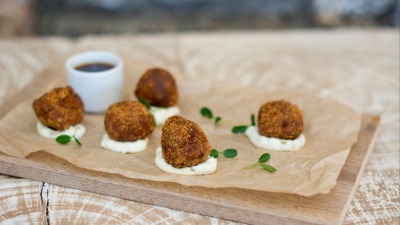 ~mv2 d 6000 4000 s 4 2