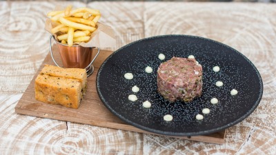 ~mv2 d 5833 3889 s 4 2