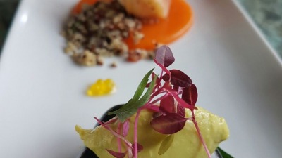 Shrimps carrot and quinoa