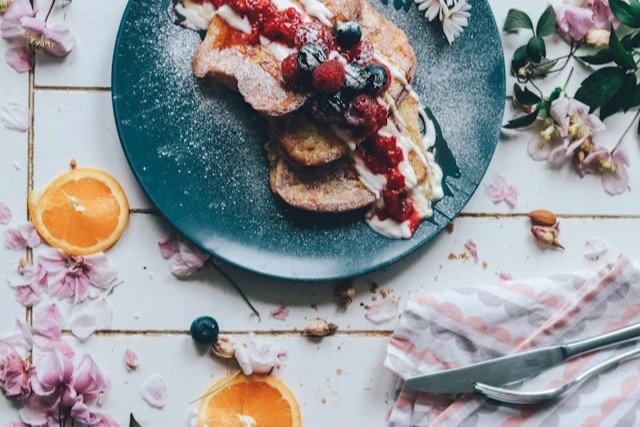 French Toast with Berries