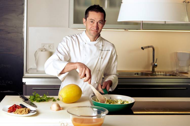 Private Chef cooking in Thompson Cove Our Private Chef in Thompson Cove