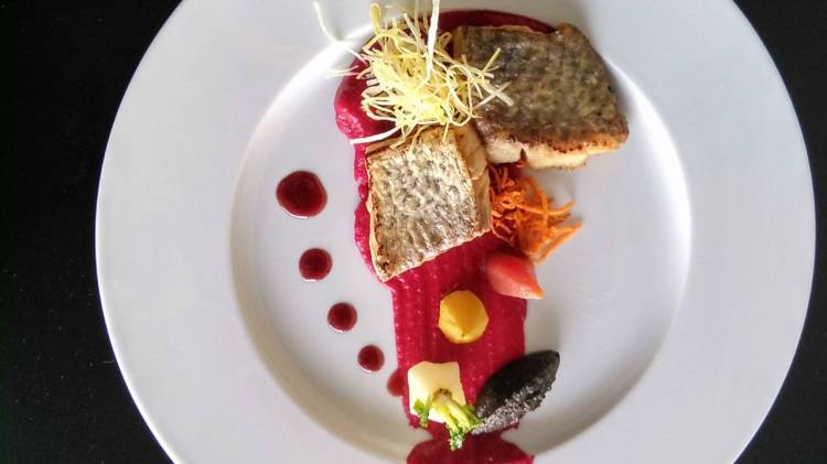Foie con piña y aromas del Atlántico Gracias a nuestros Chefs Profesionales la alta cocina puede entrar en tu domicilio. Disfruta de un Chef a Domicilio en Las Palmas - Takeachef.com