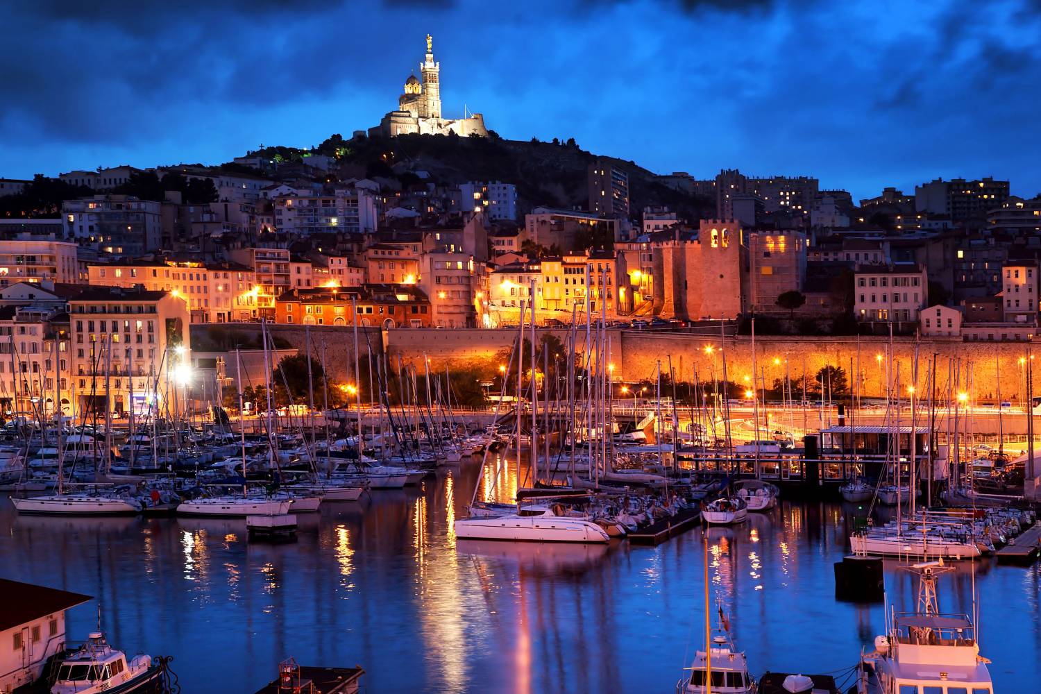 Profitez d'un chef à domicile après une journée incroyable à Marseille Profitez d'un chef à domicile après une journée incroyable à Marseille - Take a Chef