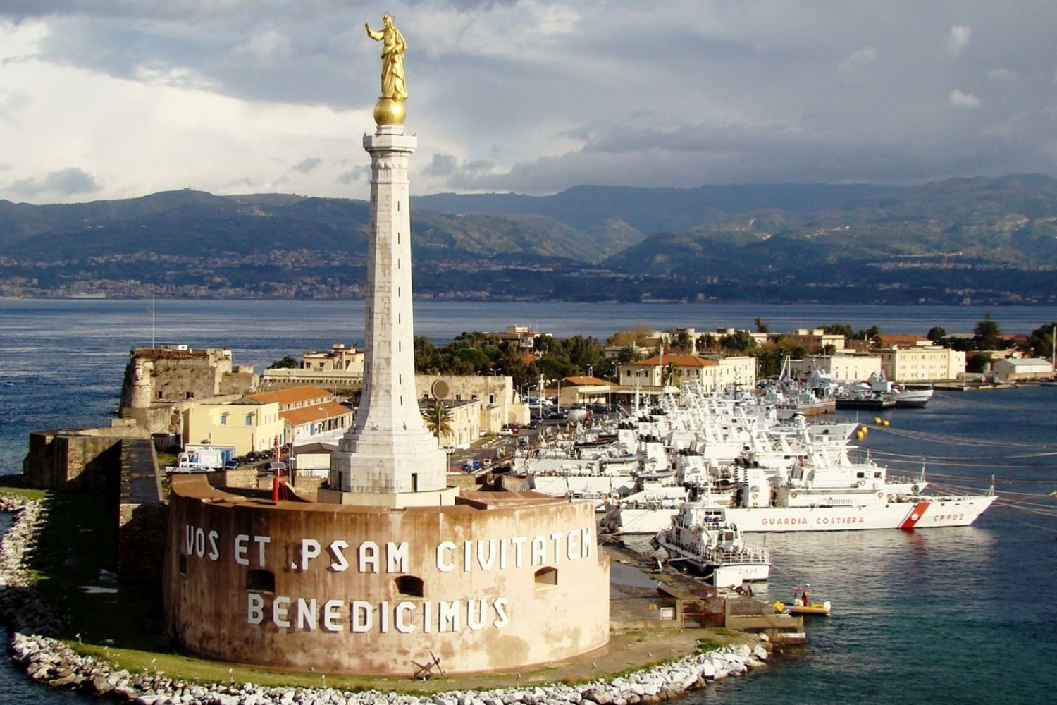 Panorama della città di Mesina Chef Privato a Mesina header