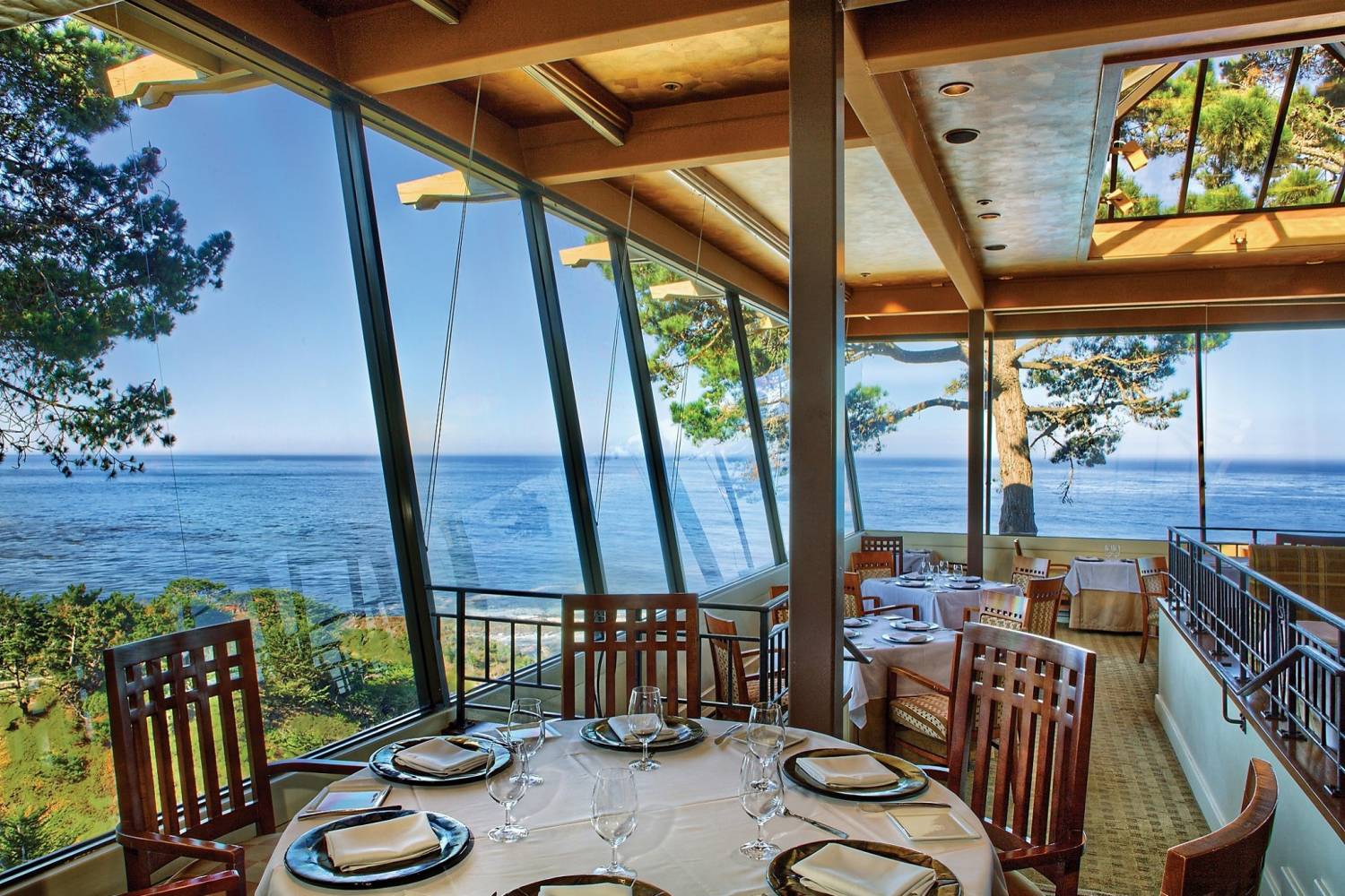Enjoy the best Personal Chefs of Carmel Highlands, California at home Book a Personal Chef in Carmel Highlands, California for your holidays