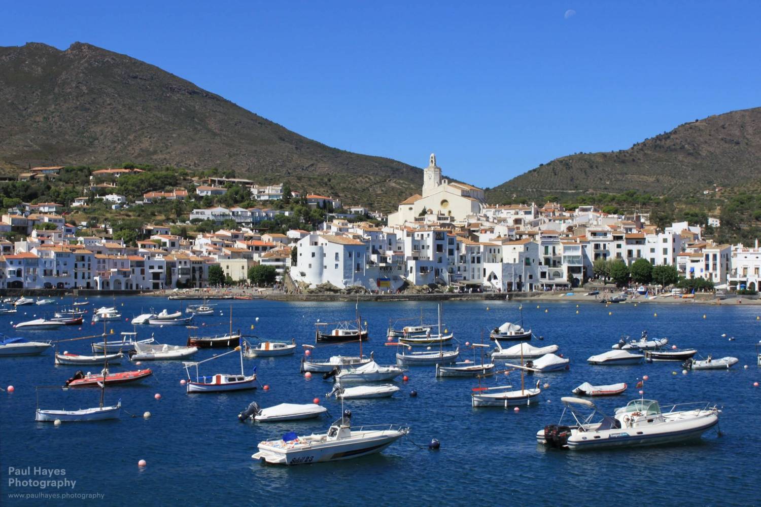 Areal view of Cadaques port Areal view of Cadaques port - Take a Chef