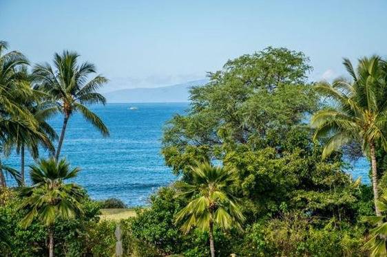 Beautiful views of Kihei ocean Beautiful views of Kihei ocean - Take a Chef