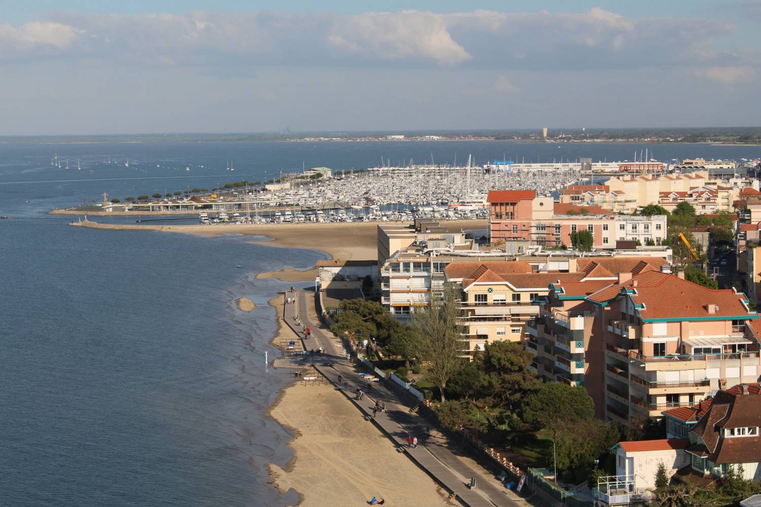 Areal view of Arcachon - Take a Chef