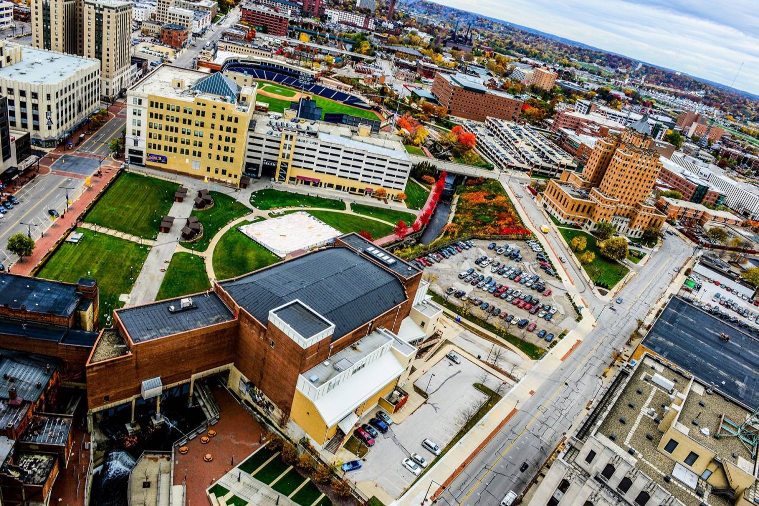 Areal view of Akron Areal view of Akron - Take a Chef