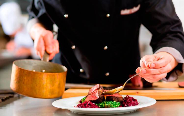 An outstanding dish cooked by Private Chef in Taylor bay Beach Dish prepared by a Private Chef in Taylor bay Beach