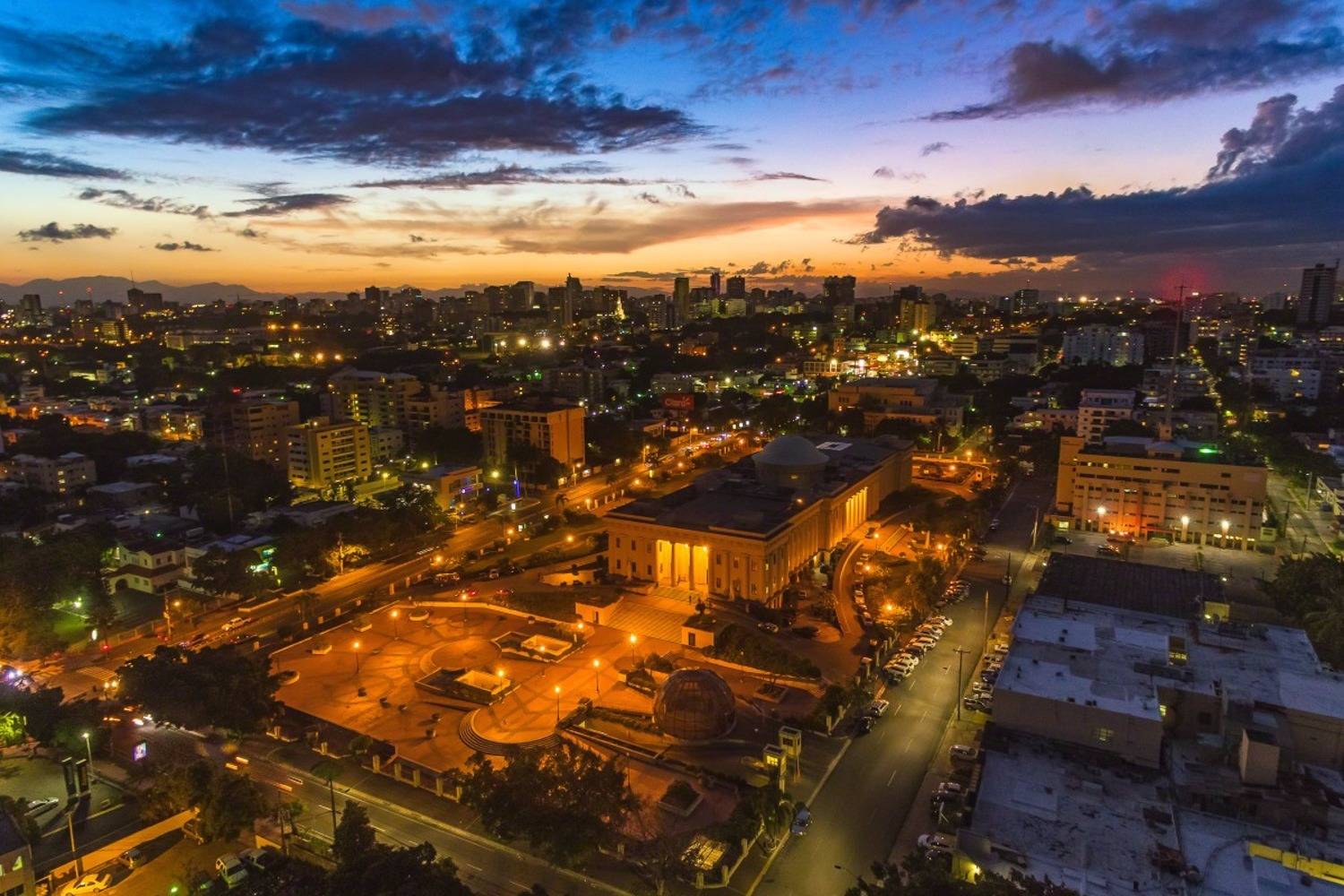 Palacio Nacional de la República Dominicana Chef a Domicilio en Republica Dominicana header