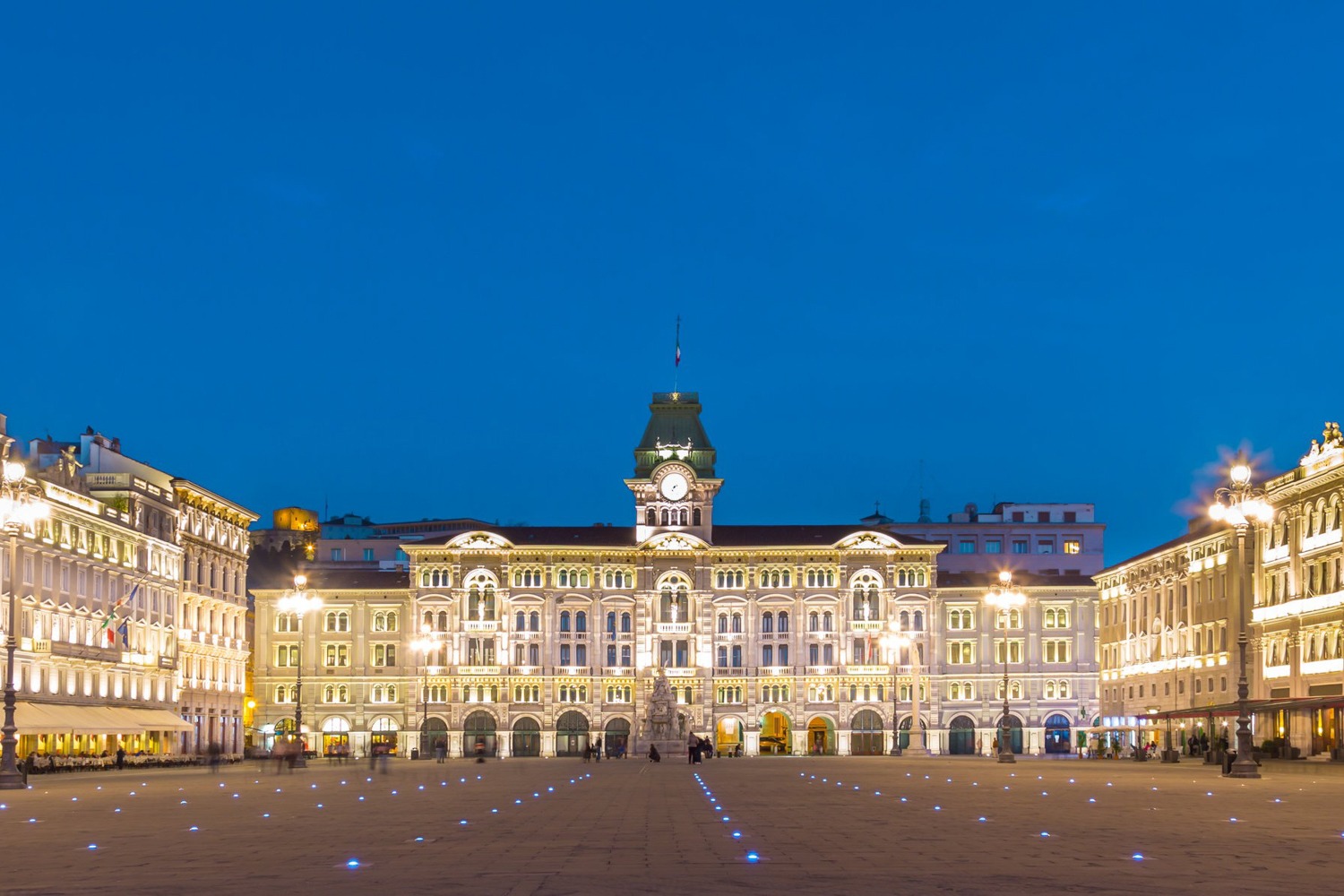 Piazza dell'unità d'Italia e Palazzo del municipio, Trieste Chef Privato a Trieste header