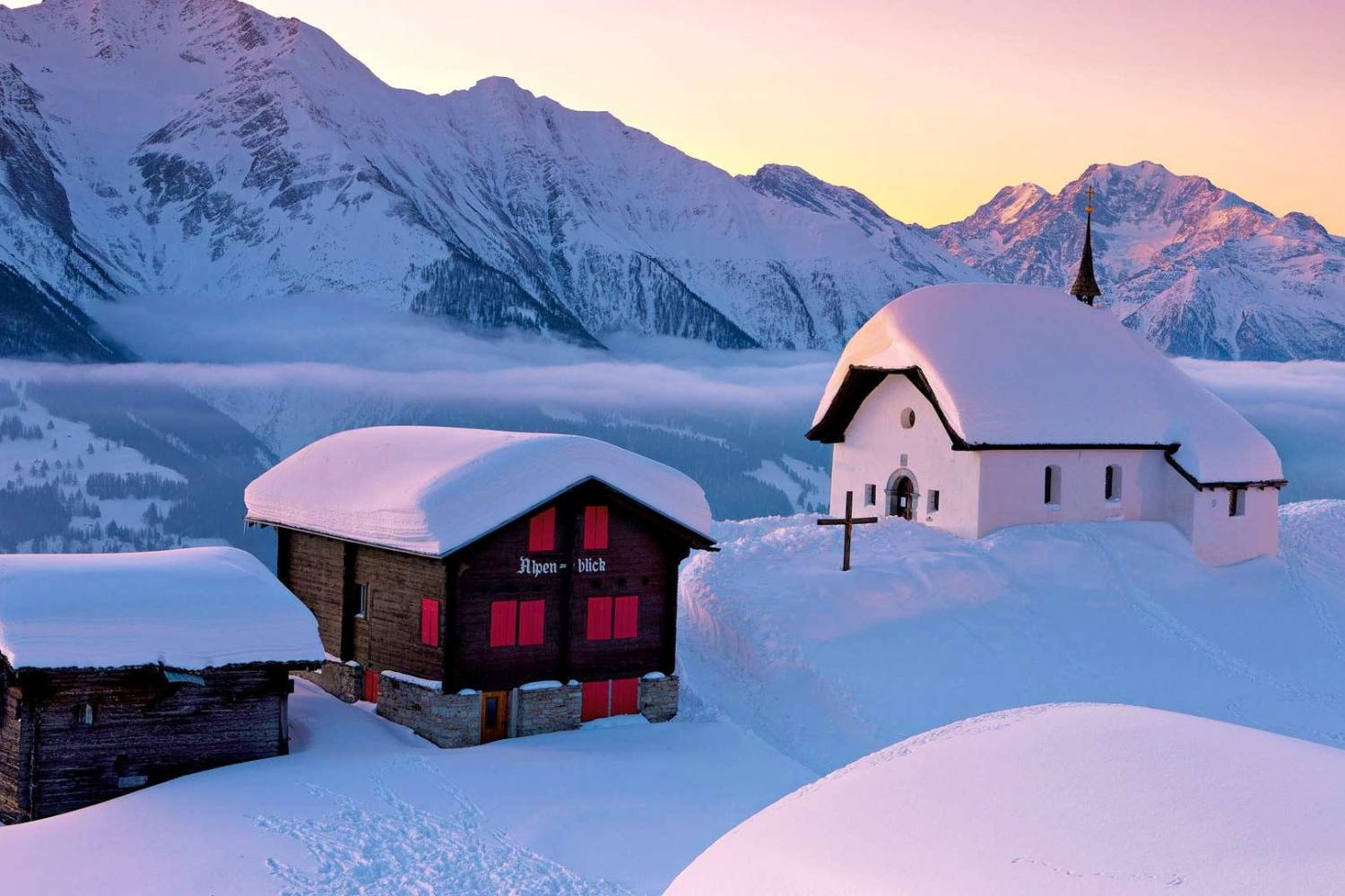 Experience Worcester to the fullest. Book a Private Chef in Saas Fee - header