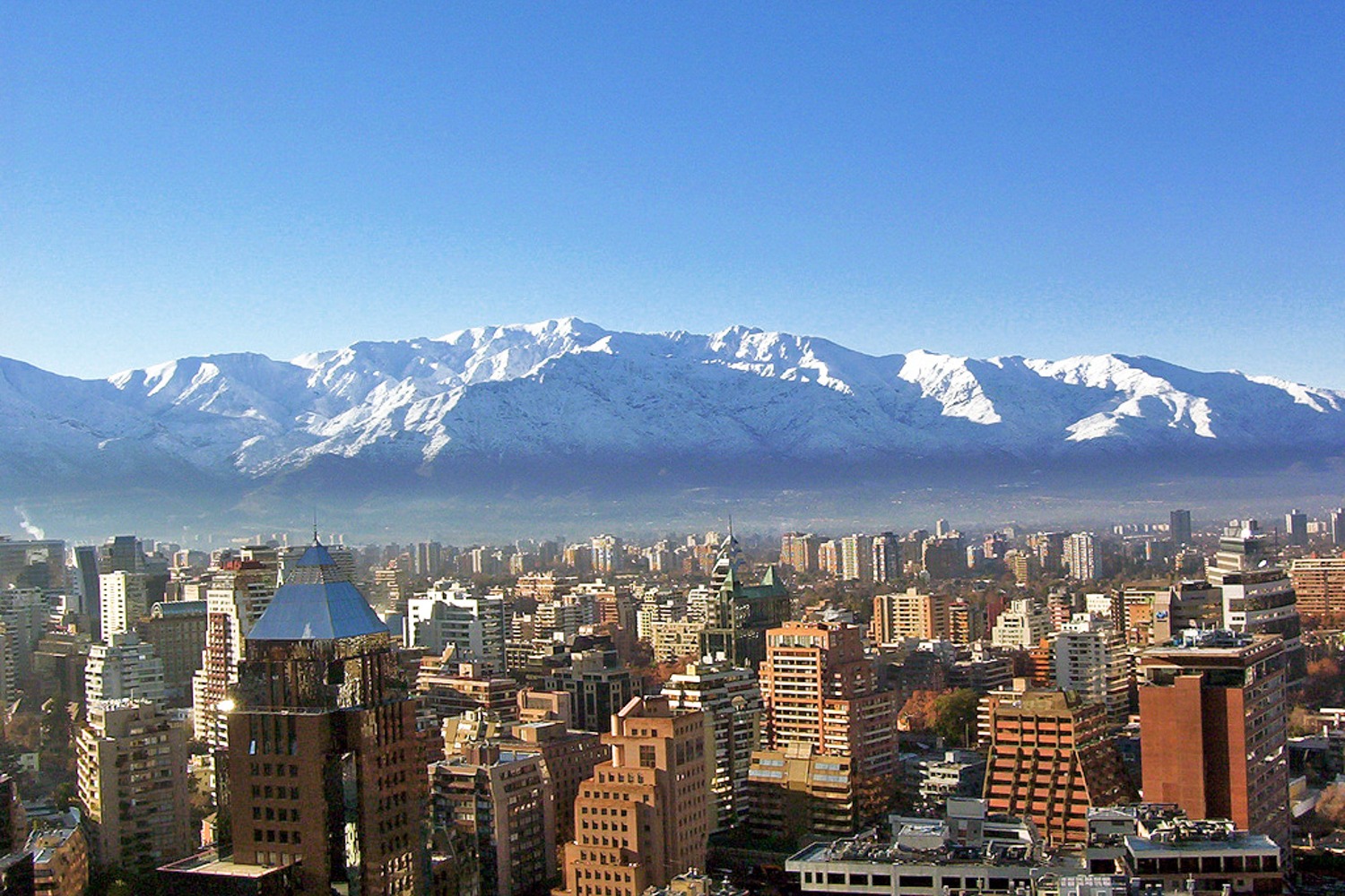 Santiago de Chile con los Andes nevados Chef a Domicilio en Santiago de Chile header