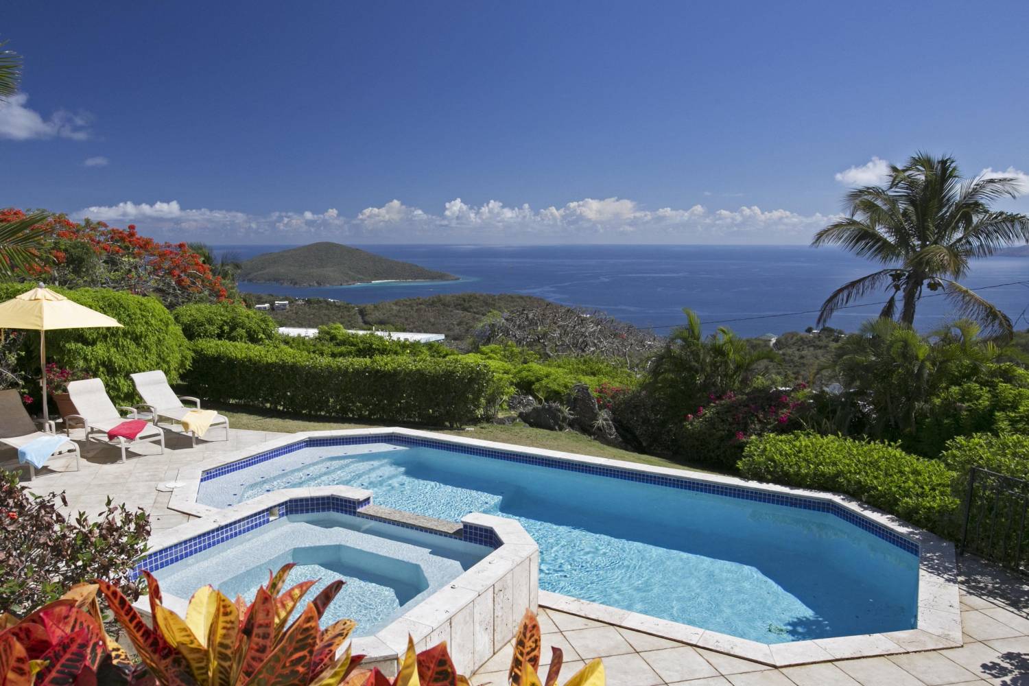 Magnificient view from a villa in Peterborg, St. Thomas - Takeachef Take a Chef and our Private Chefs are available in Peterborg, St. Thomas now, header