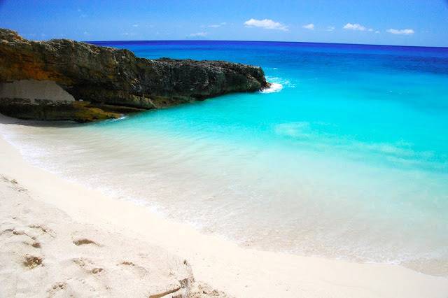 Amazing views of Cupecoy´s beach Amazing views of Cupecoy´s beach - Taje a Chef