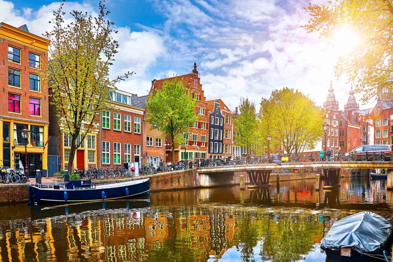 Canals in Amsterdam - Take a Chef