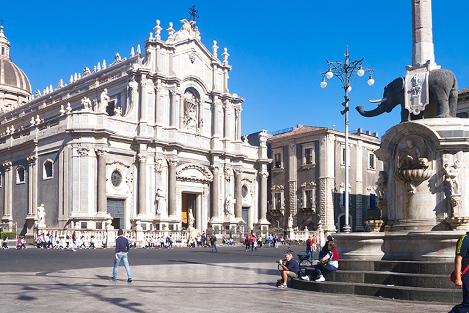 Piazza del Duomo, Cattedrale di Sant'Agata, Catania Chef Privato a Catania header