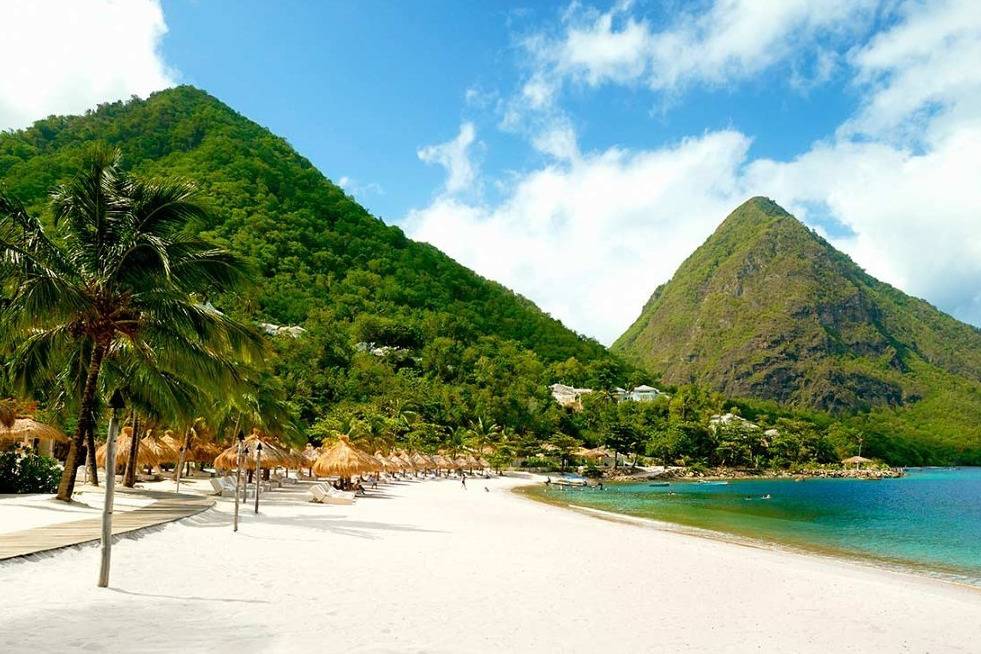 Beautiful views of Sugar Beach Beautiful views of Sugar Beach - Take a Chef