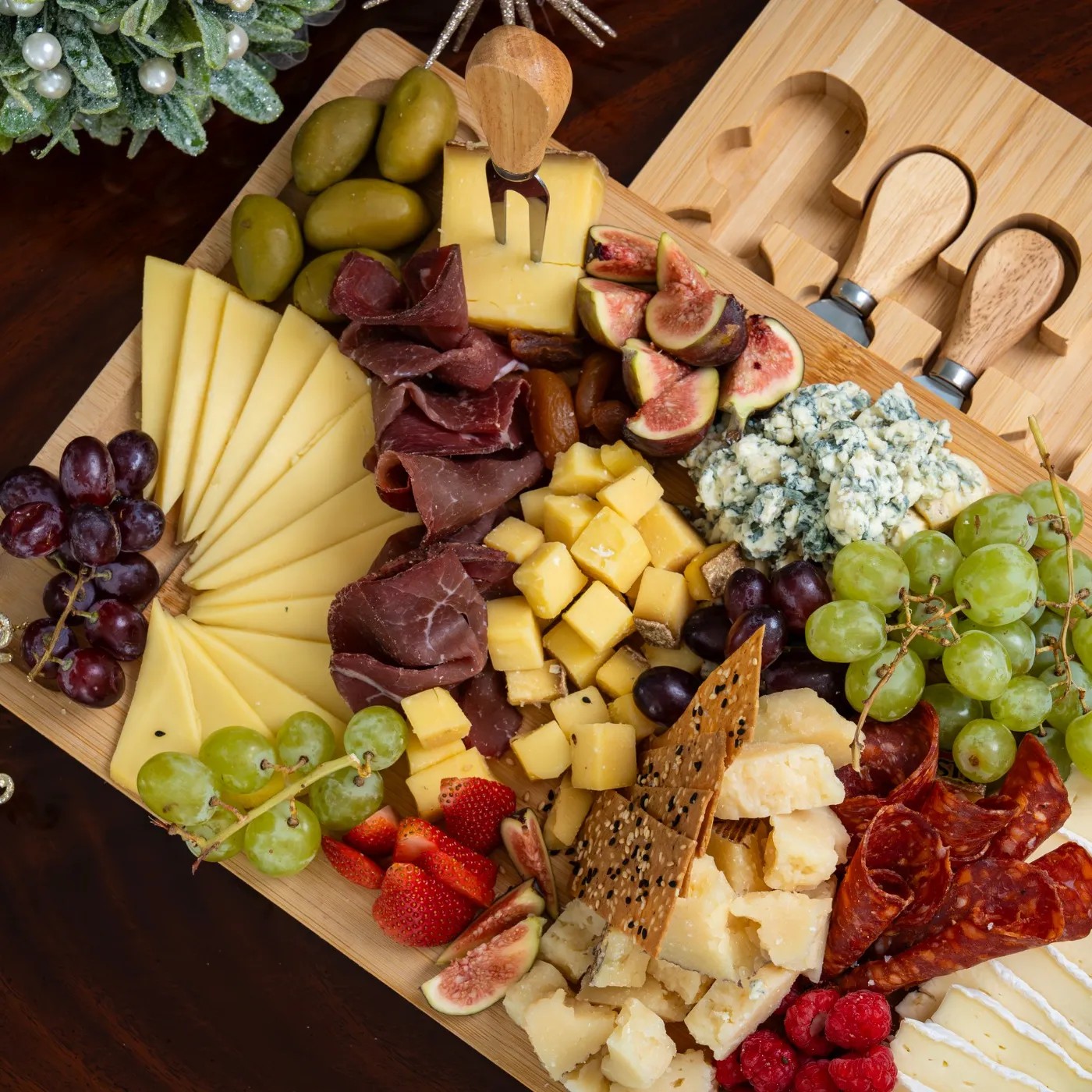 Image alt description