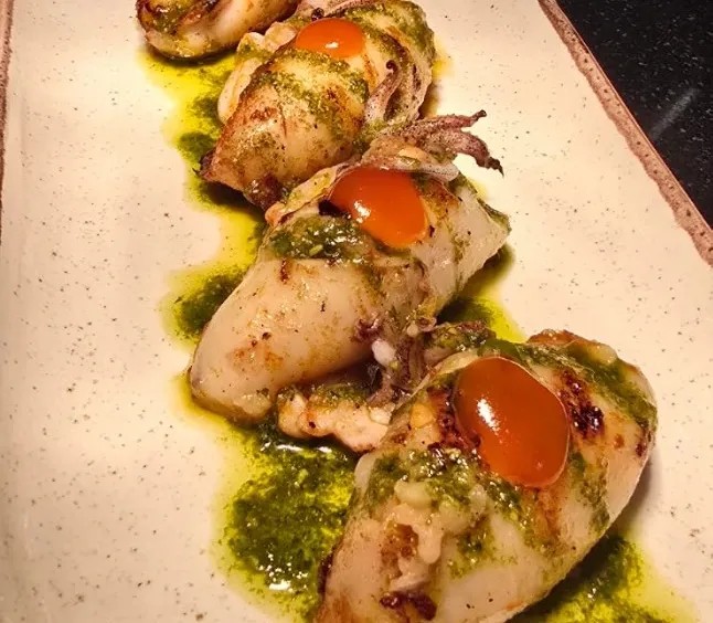 Image alt description