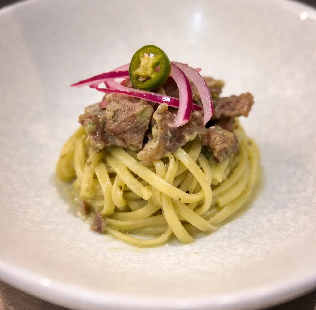 Image alt description