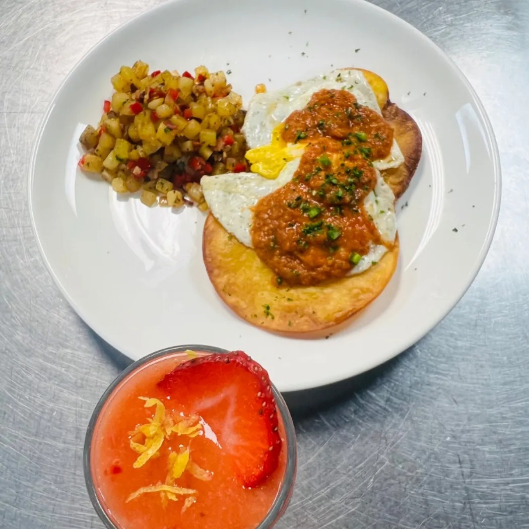 Image alt description