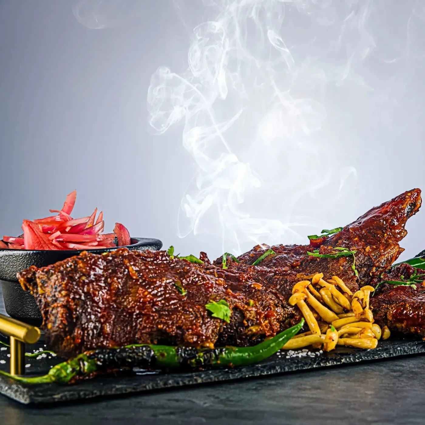 Image alt description