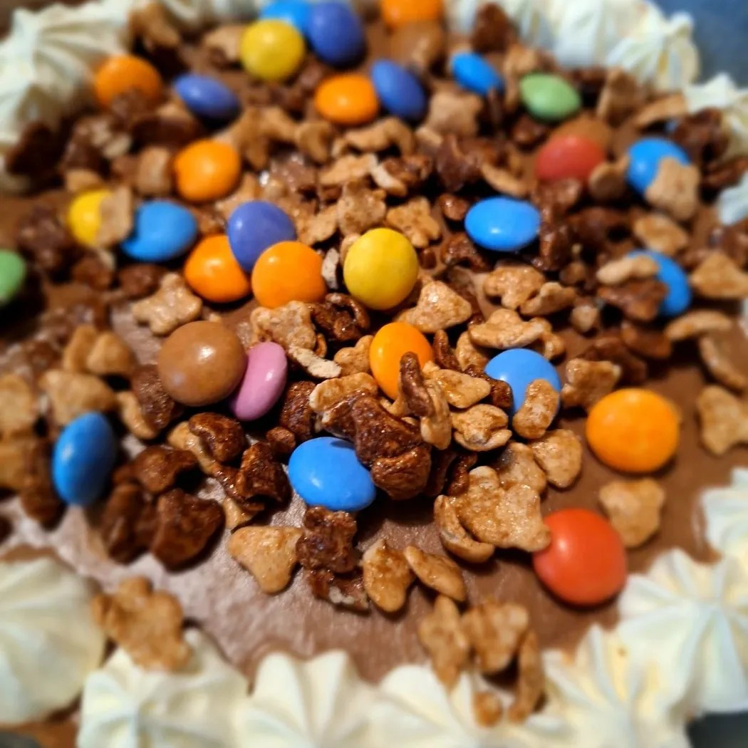 Image alt description