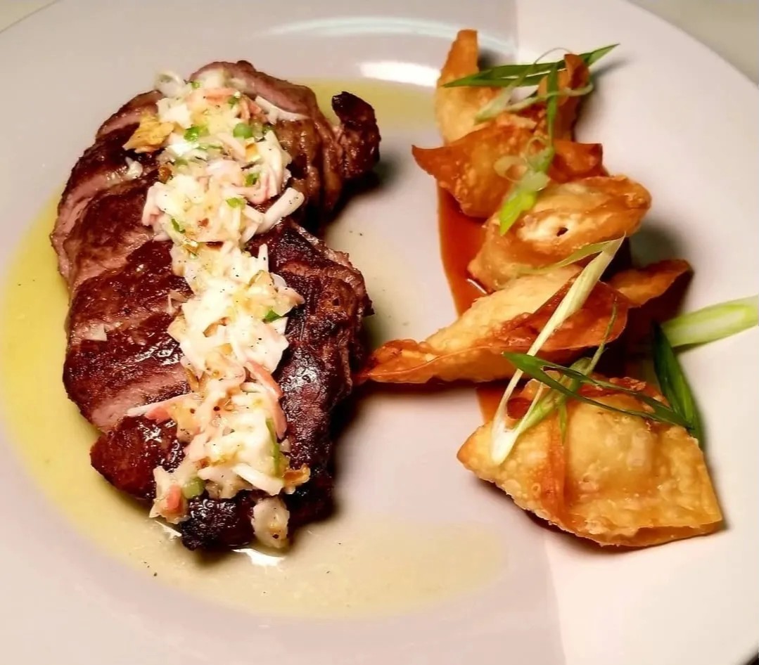 Image alt description