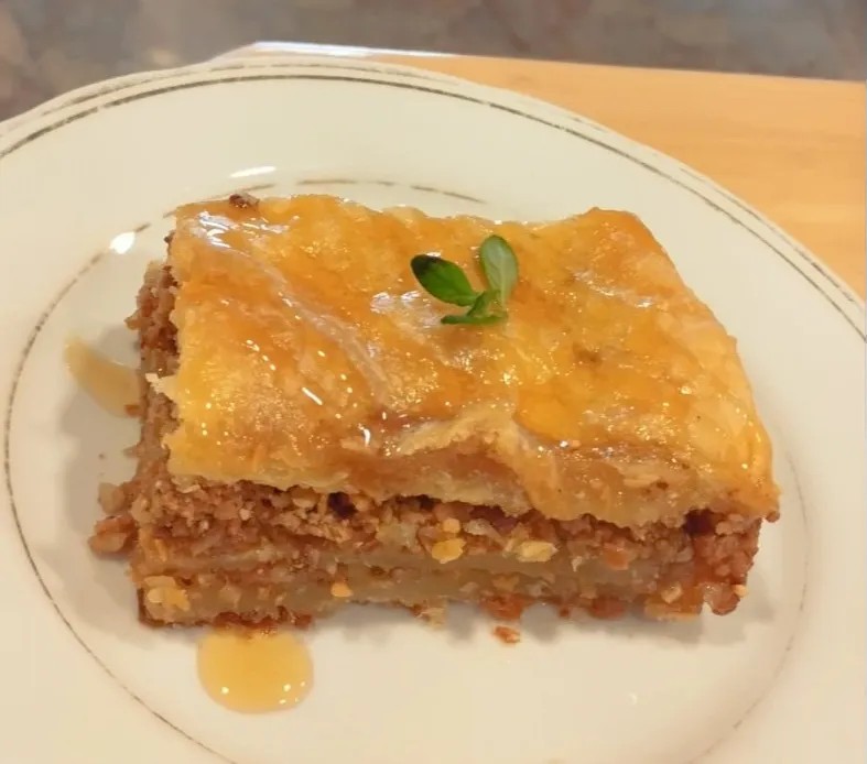 Image alt description