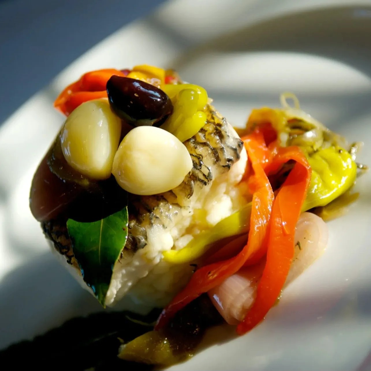 Image alt description