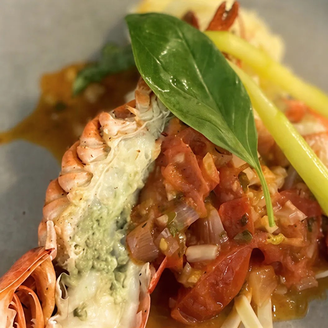 Image alt description