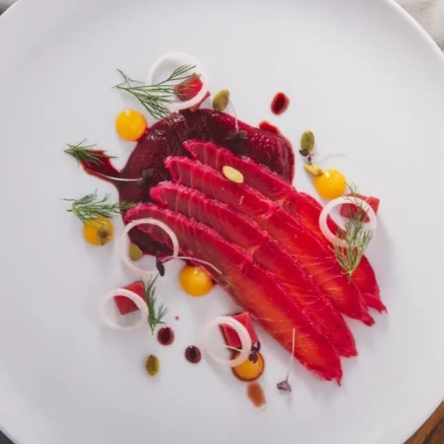 Image alt description