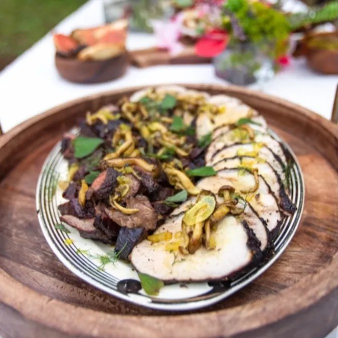 Image alt description