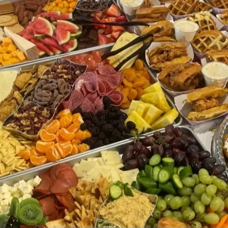 Image alt description