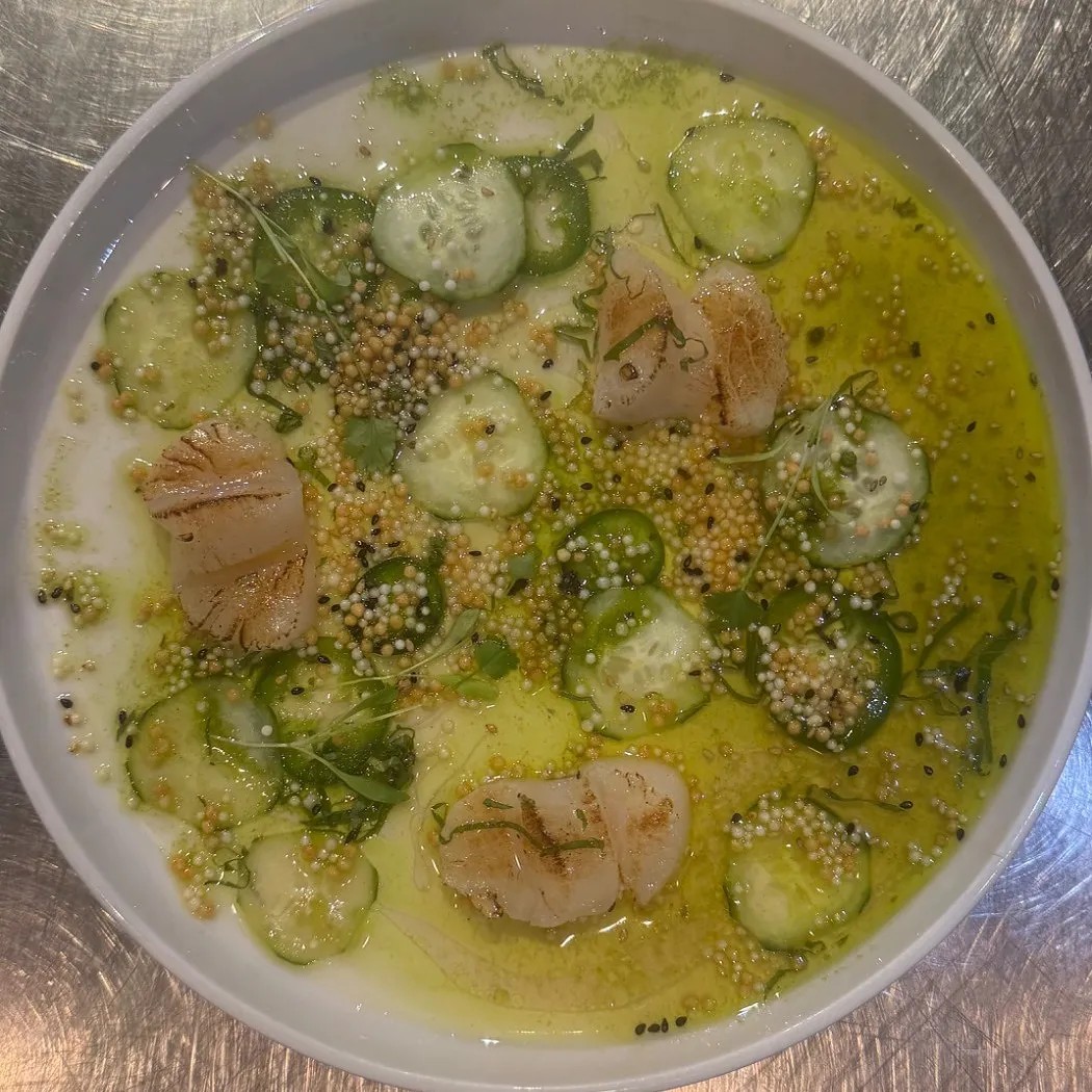 Image alt description