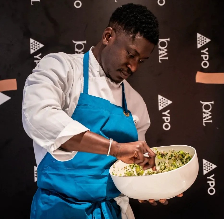 Image alt description