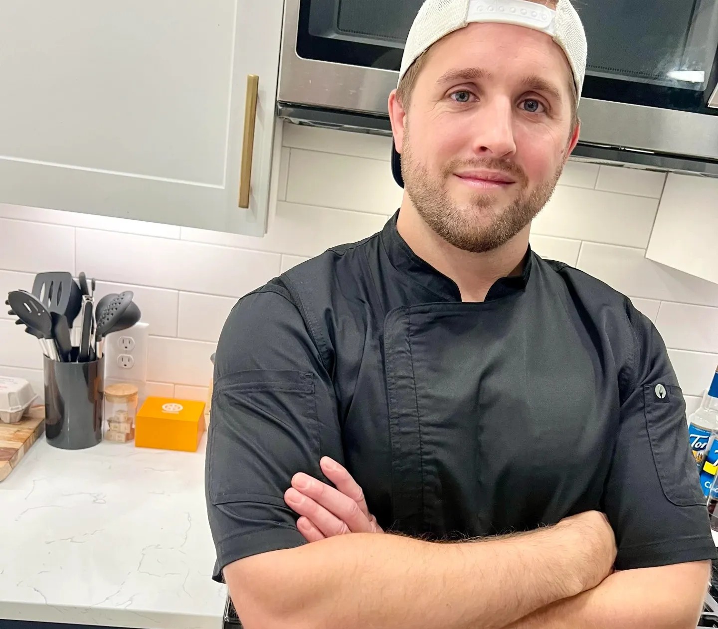 Image alt description