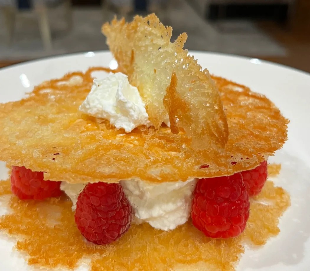 Image alt description