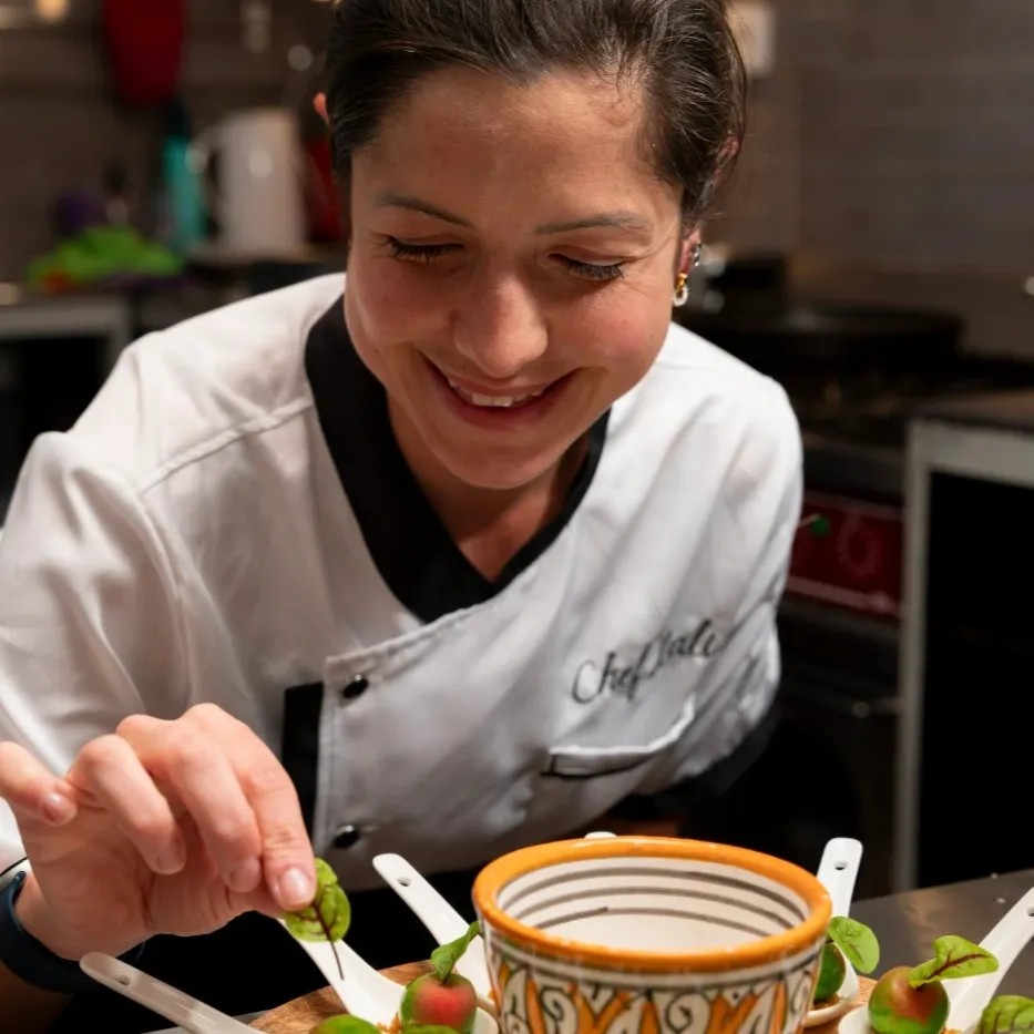 Image alt description