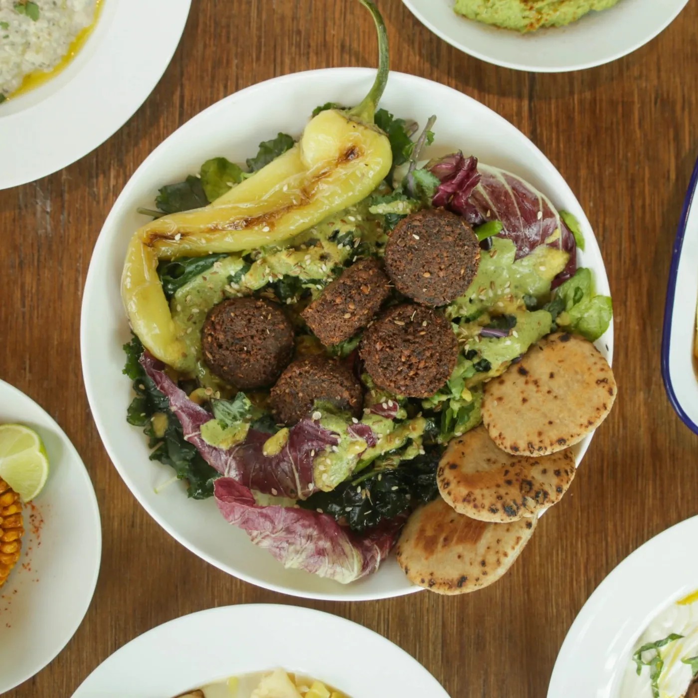 Image alt description