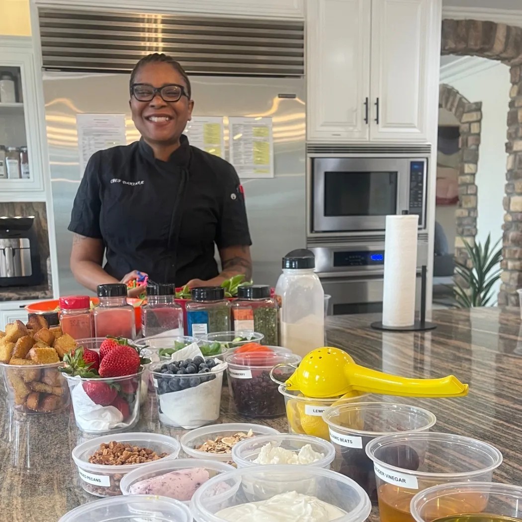 Image alt description