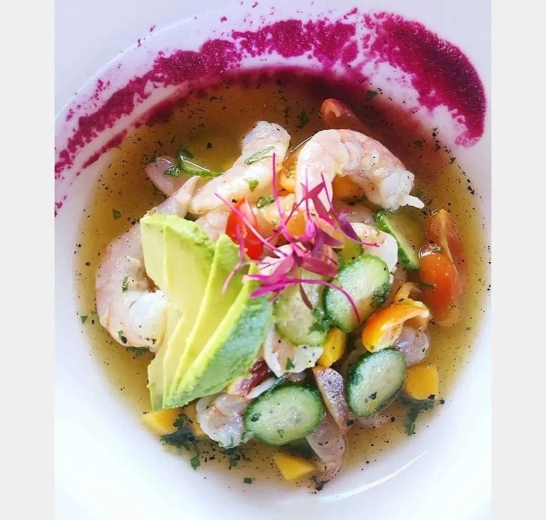 Image alt description