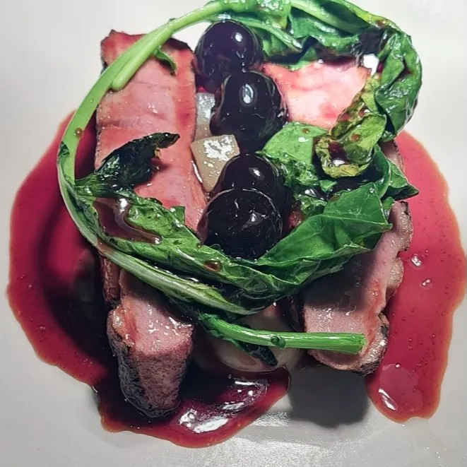 Image alt description