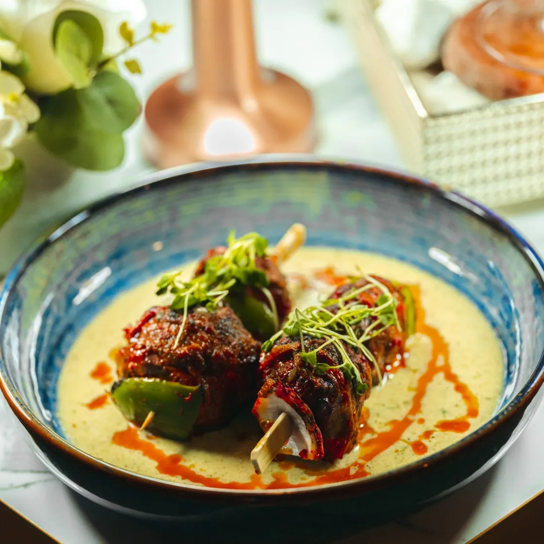 Image alt description