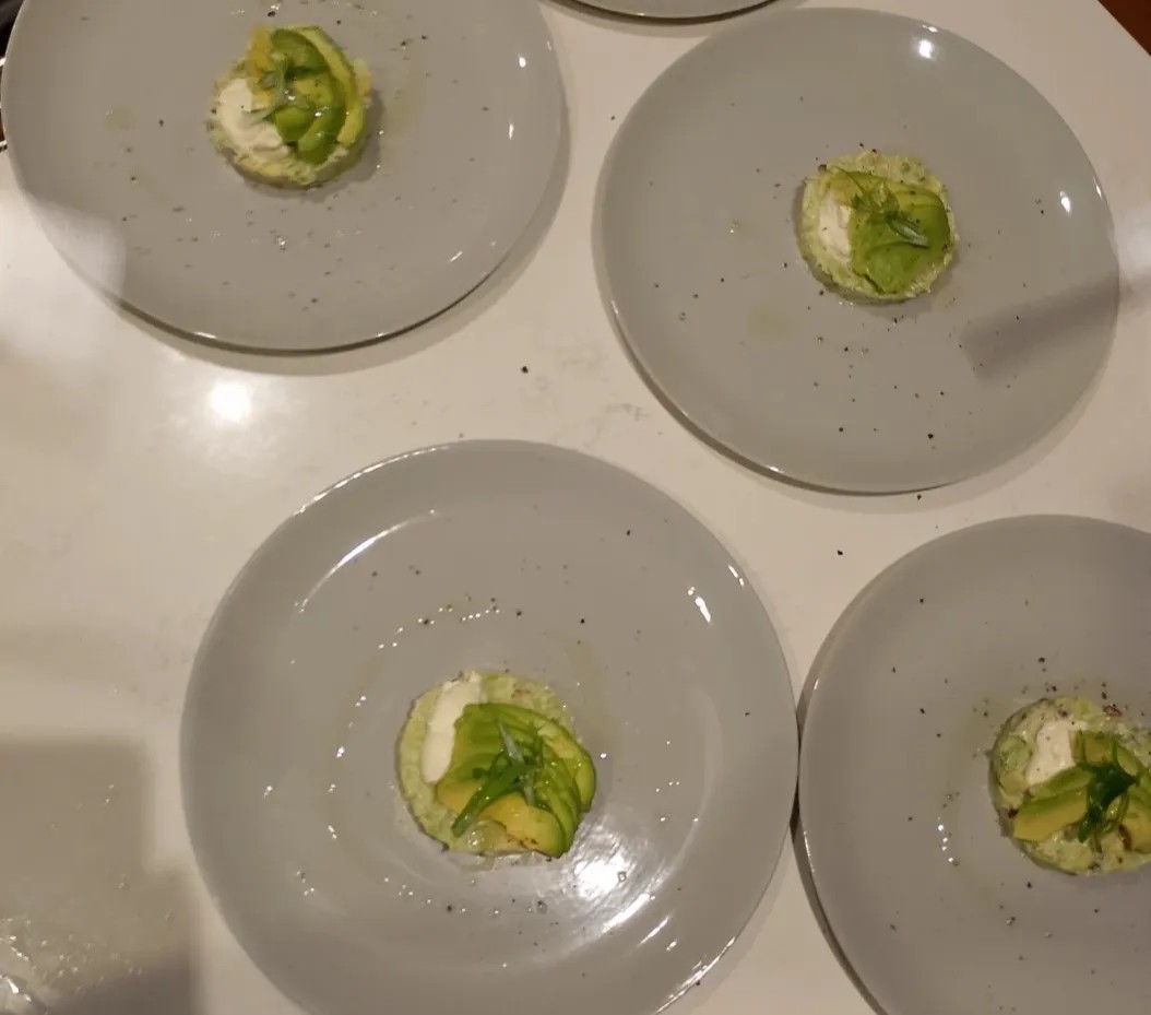 Image alt description