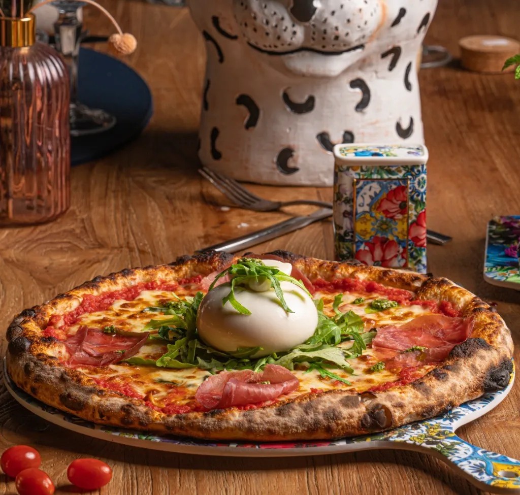 Image alt description